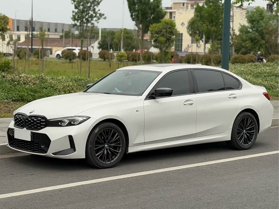 BMW 3 Series 2024
