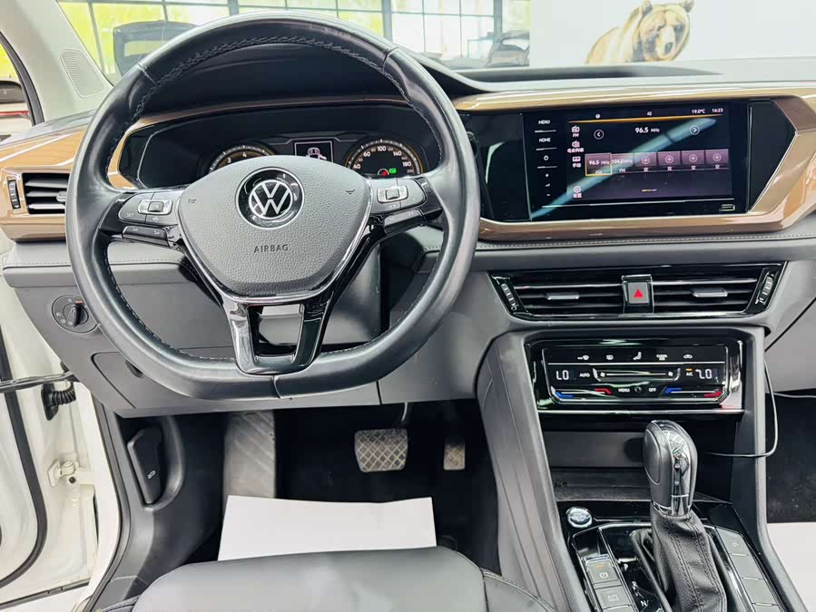 Volkswagen Tuyue 2021