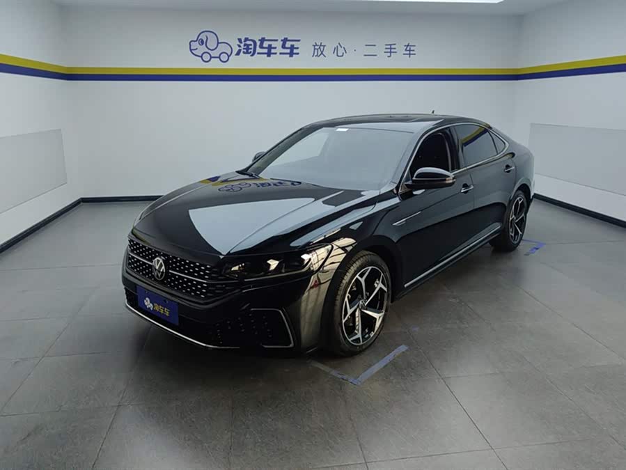 Volkswagen Passat 2023