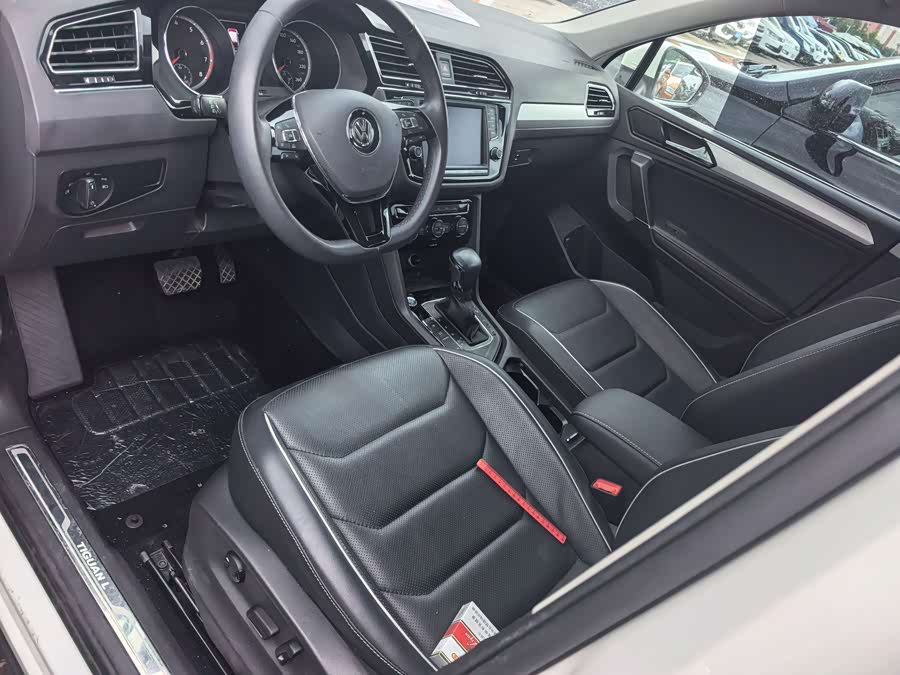 Volkswagen Tiguan L 2017