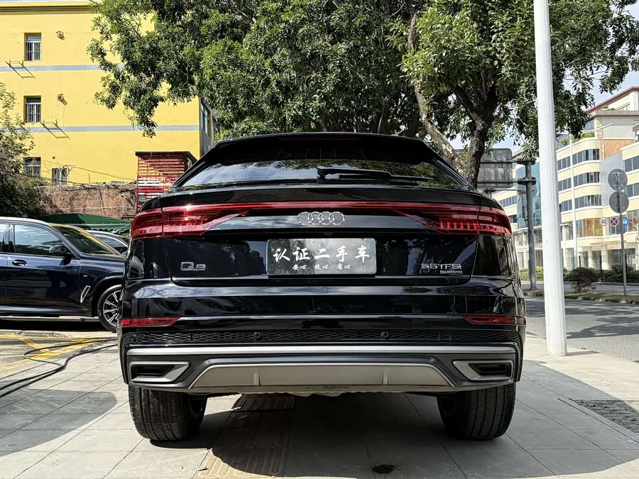 Audi Q8 2022