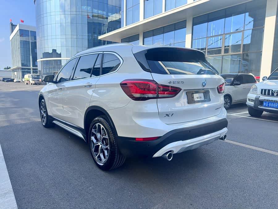 BMW X1 2022 — фото 14