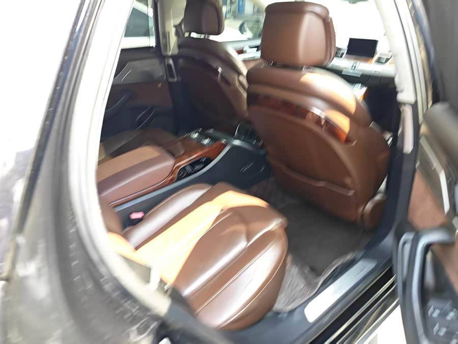 Audi A8 2012