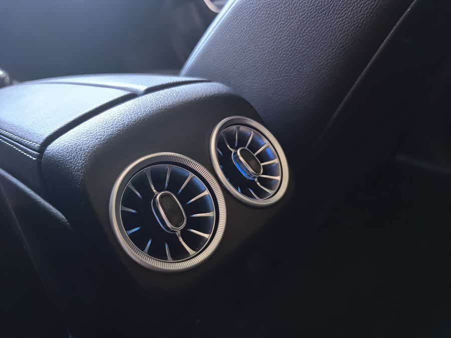 Mercedes-Benz A-Class 2022 — фото 11