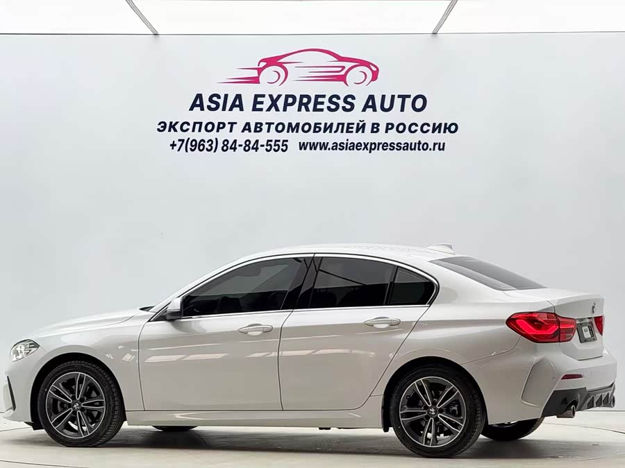 BMW 1 Series 2021