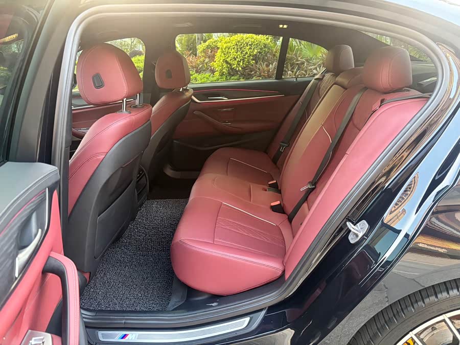 BMW 5 Series 2022