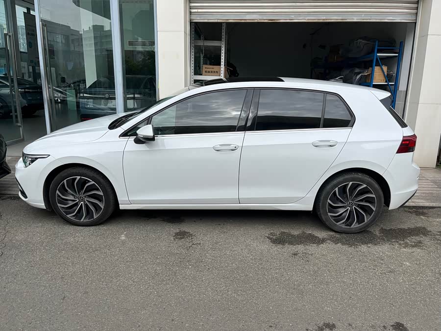 Volkswagen Golf 2023