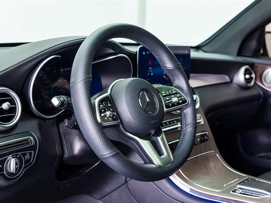 Mercedes-Benz GLC 2022 — фото 18