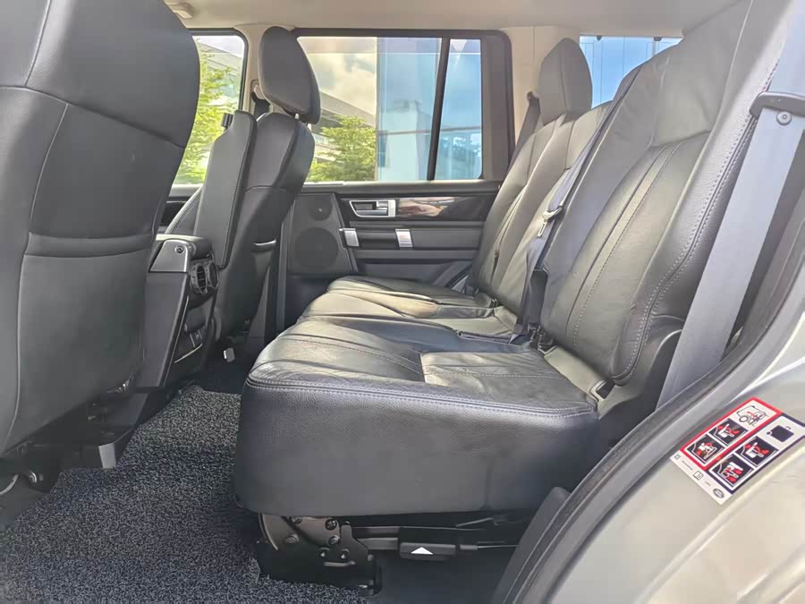 Land Rover Discovery 2011