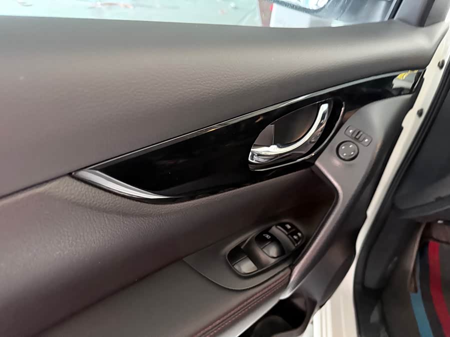 Nissan Qashqai 2023 — фото 8