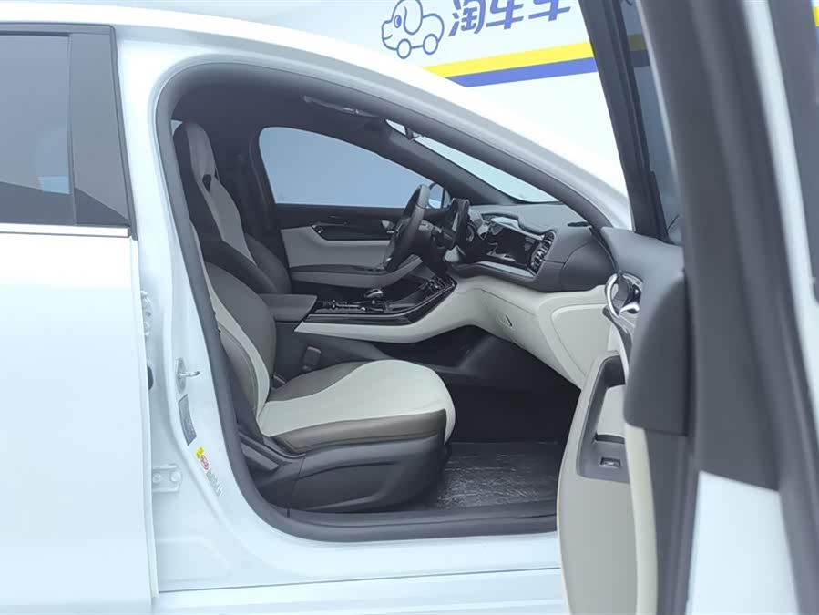 BYD Qin PLUS 2024 — фото 8