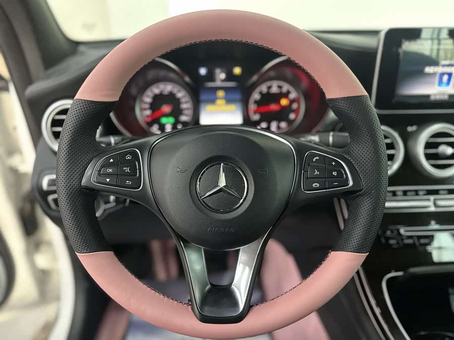 Mercedes-Benz GLC 2018 — фото 10