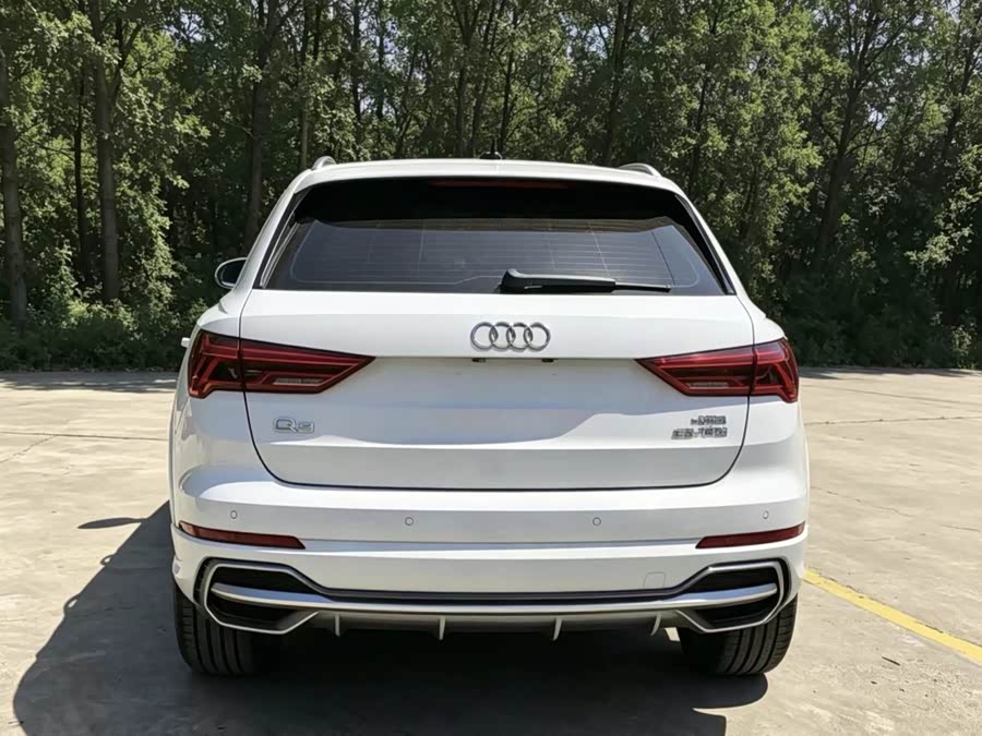 Audi Q3 2022 — фото 10