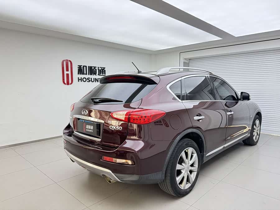 Infiniti QX50 2015