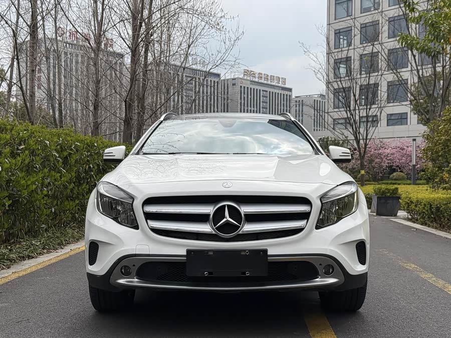 Mercedes-Benz GLA 2016