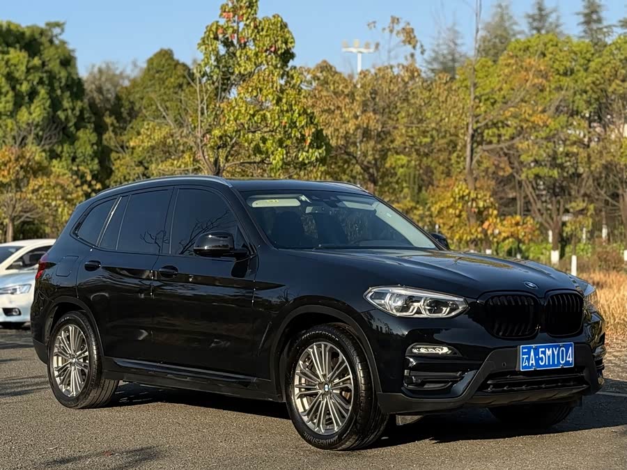 BMW X3 2018 — фото 9