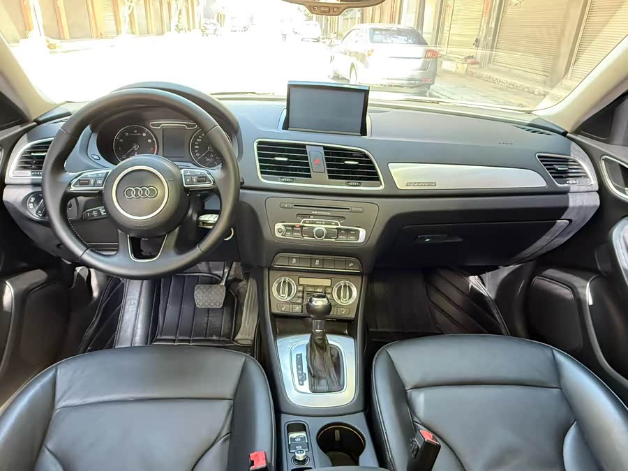 Audi Q3 2013