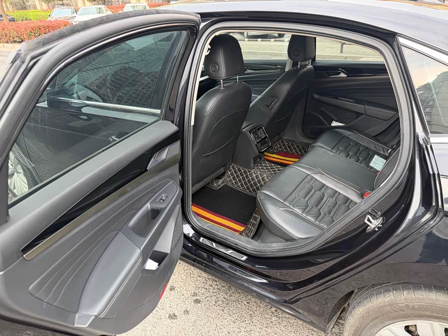 Volkswagen Passat 2021