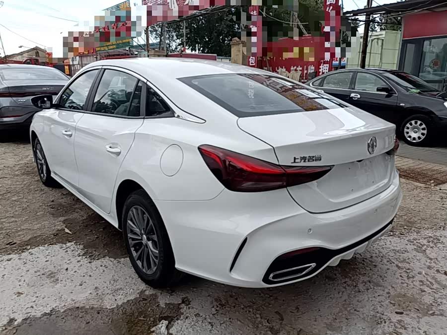 MG MG5 2026