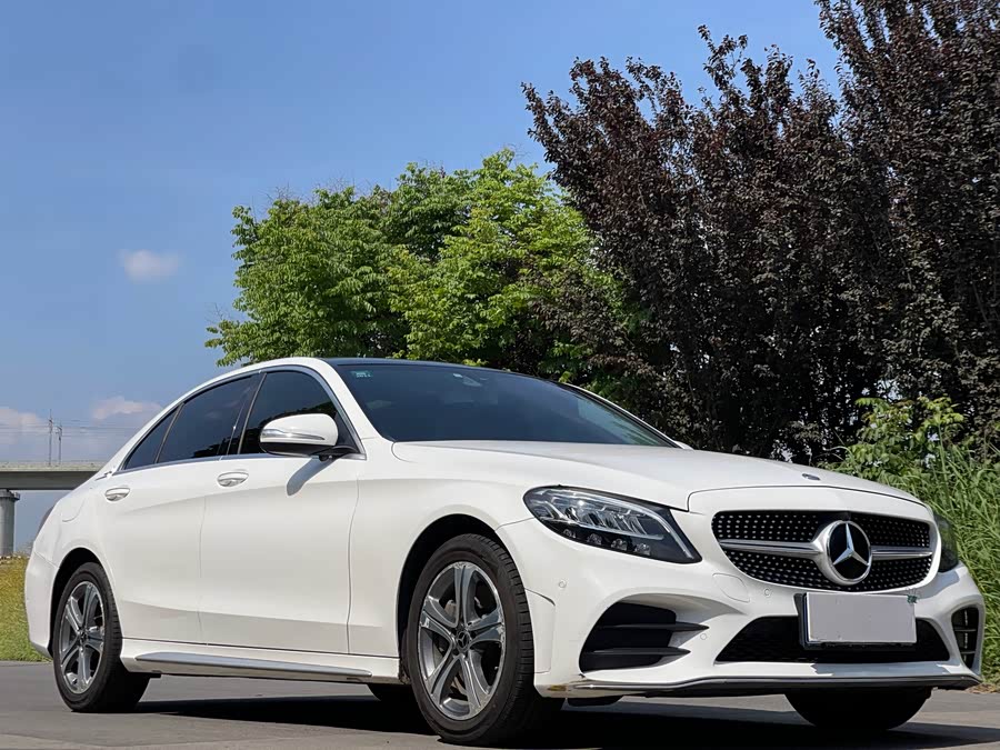 Mercedes-Benz C-Class 2019
