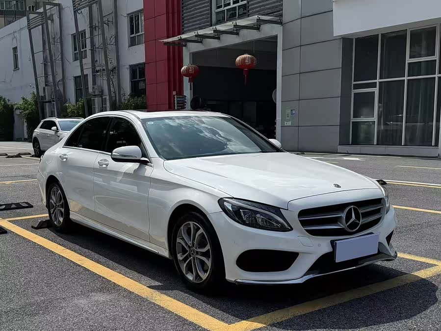 Mercedes-Benz C-Class 2018