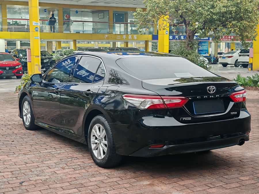 Toyota Camry 2018