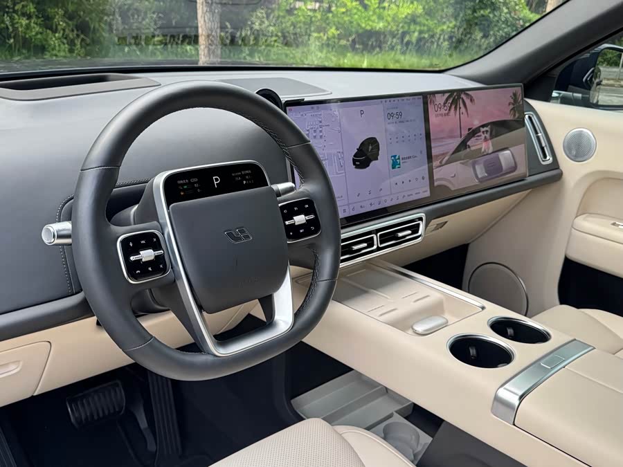 Li Auto L8 2024
