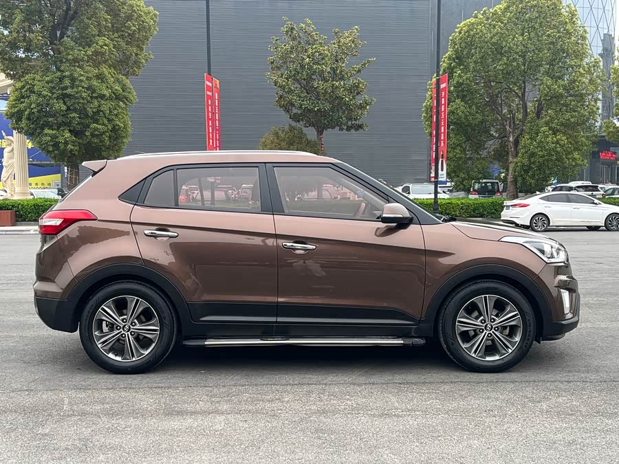 Hyundai ix25 2015