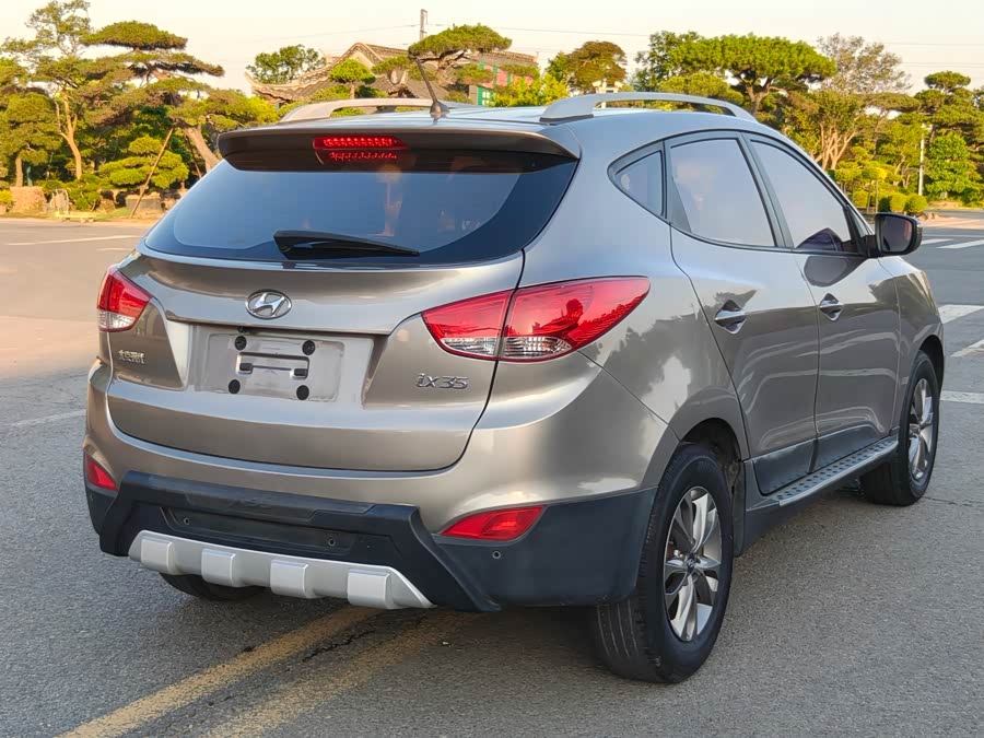 Hyundai ix35 2015 — фото 10