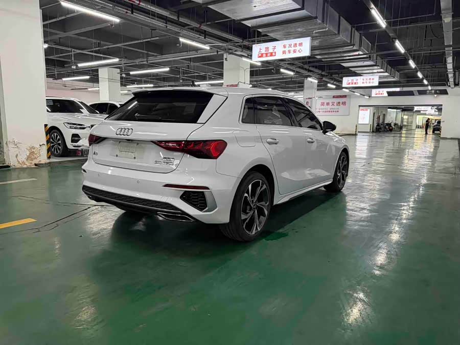 Audi A3 2023 — фото 12