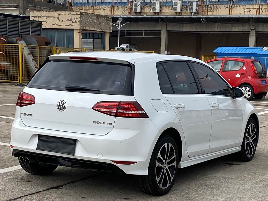 Volkswagen Golf 2016