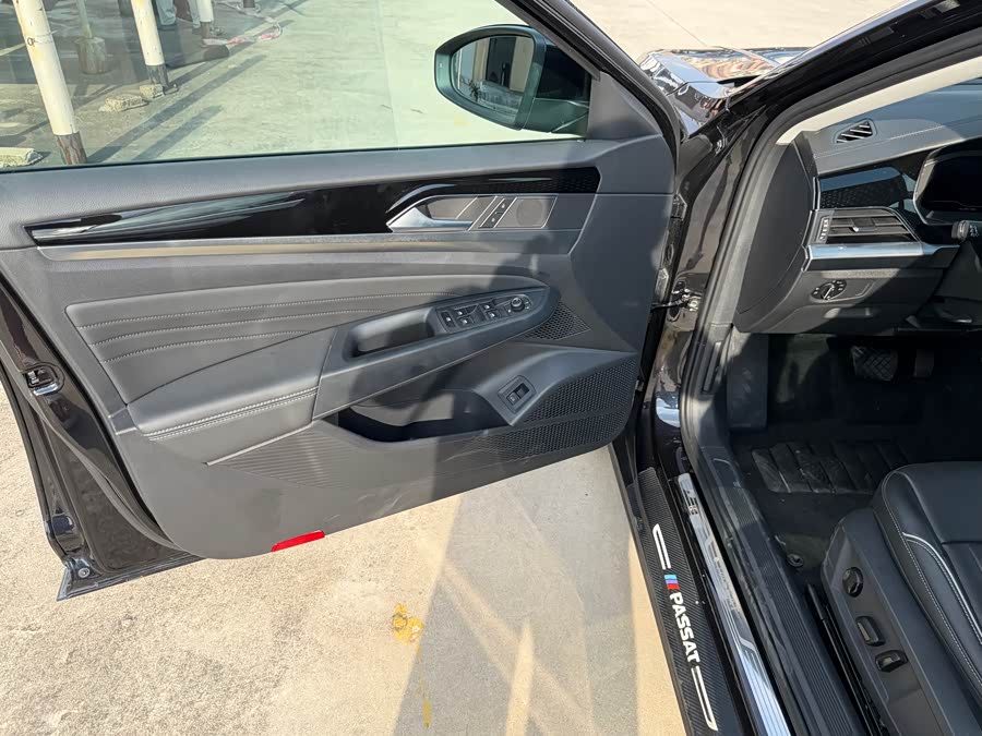 Volkswagen Passat 2022