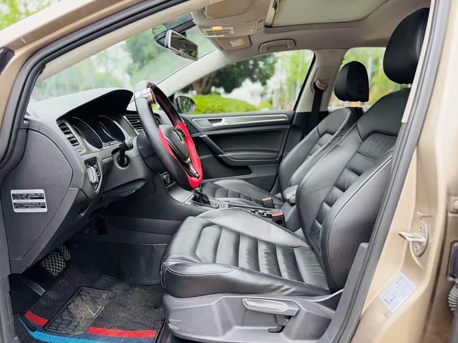 Volkswagen Golf 2016