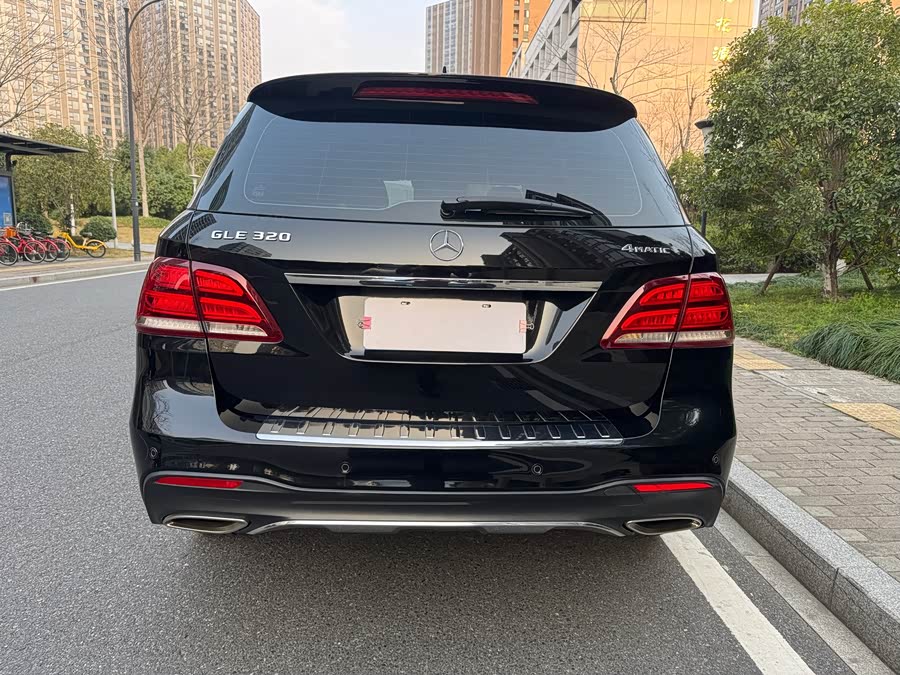 Mercedes-Benz GLE 2017