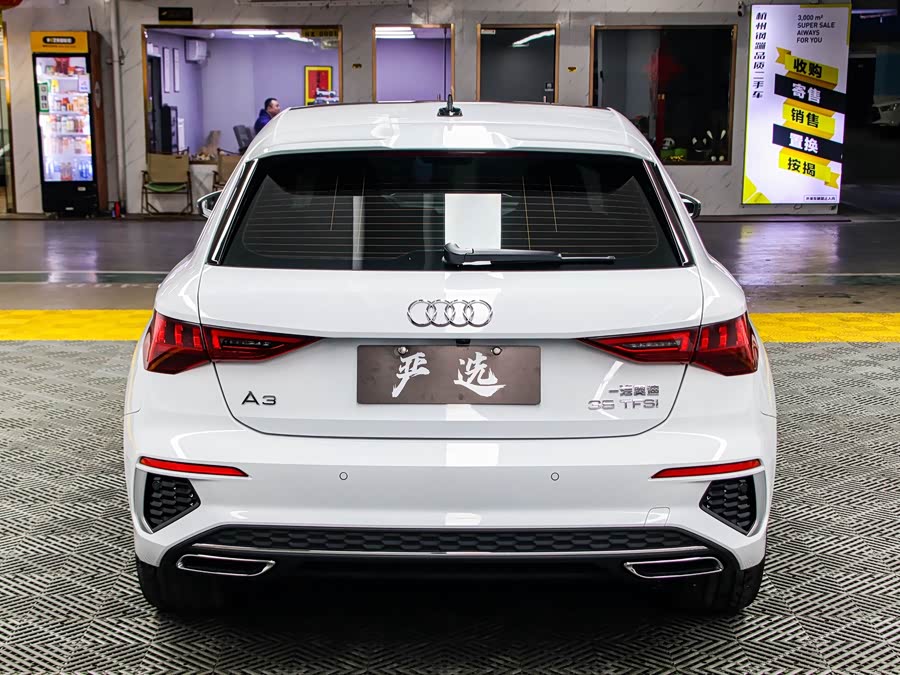 Audi A3 2023 — фото 23