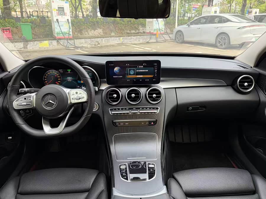 Mercedes-Benz C-Class 2021