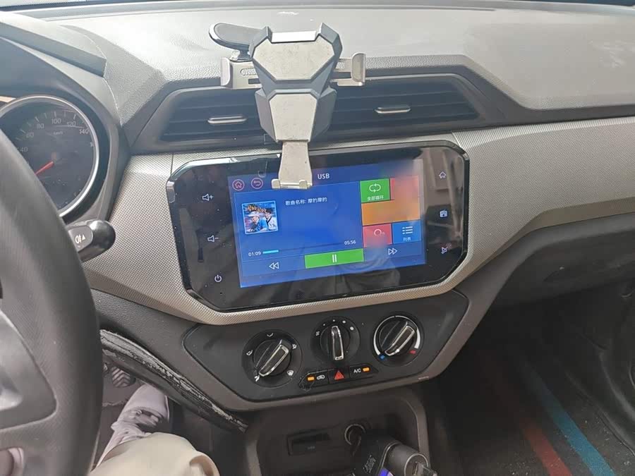 Wuling Hongguang 2019