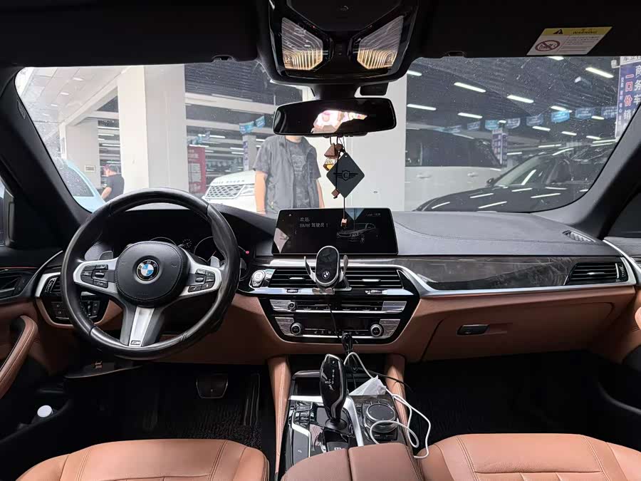 BMW 5 Series 2019