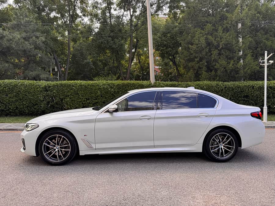 BMW 5 Series 2022