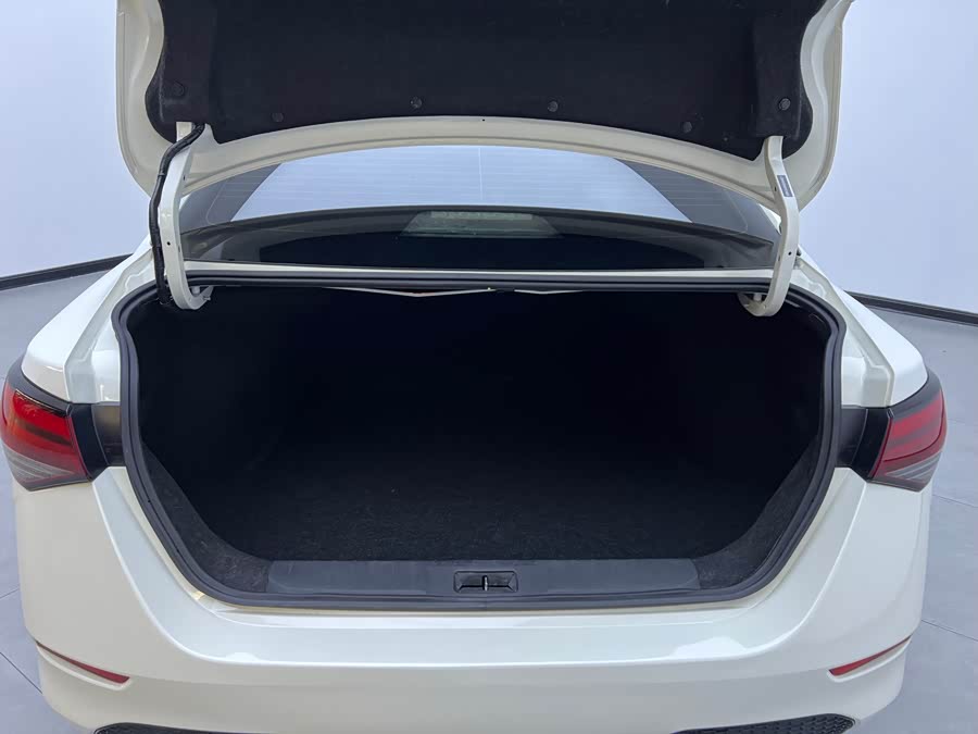 Nissan Sylphy 2021 — фото 28