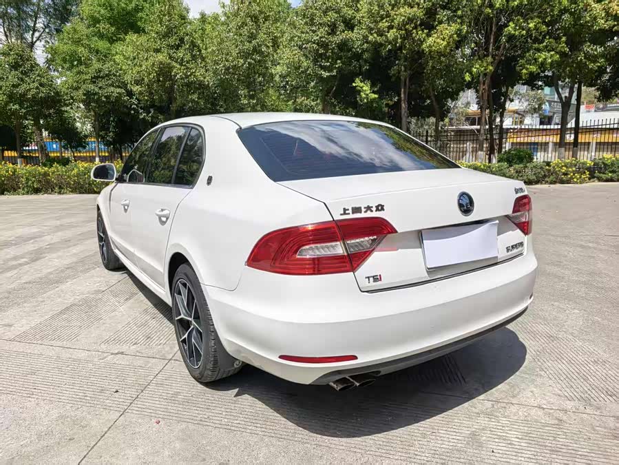 Skoda Speedy 2013 — фото 11