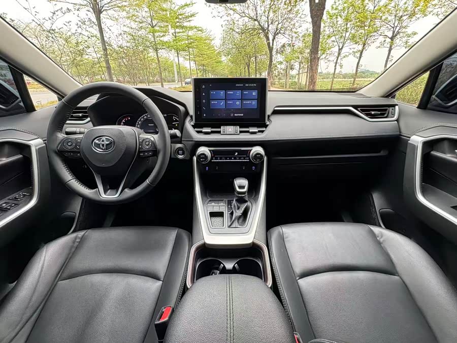Toyota RAV4 2023