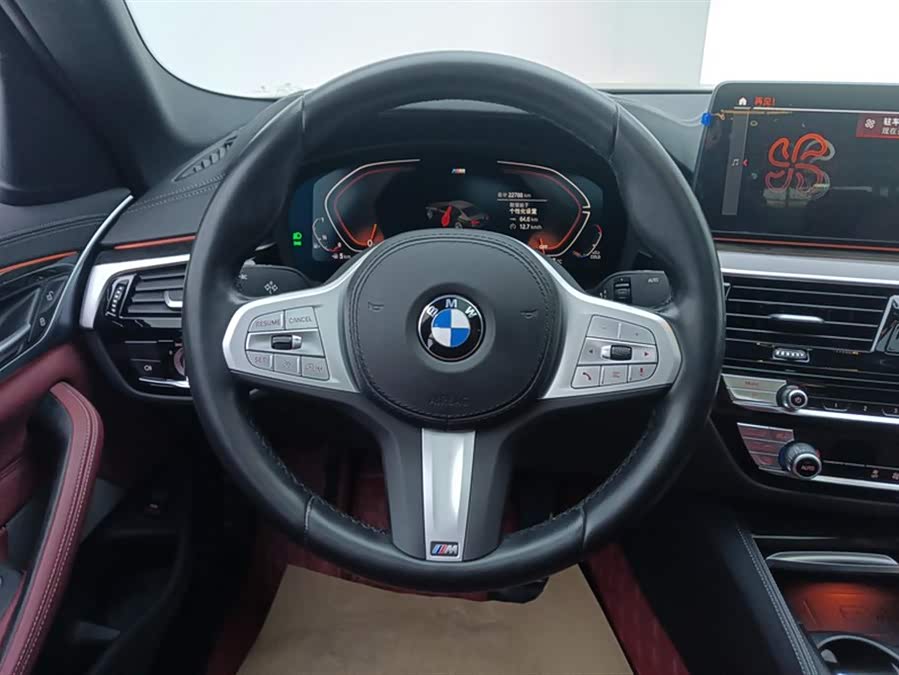 BMW 5 Series 2022 — фото 15