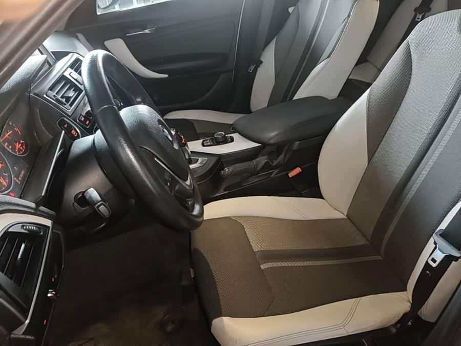 BMW 1 Series 2015 — фото 15