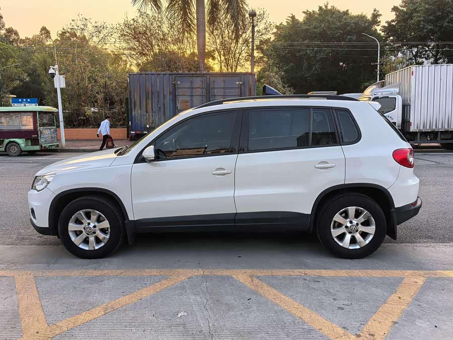 Volkswagen Tiguan 2012