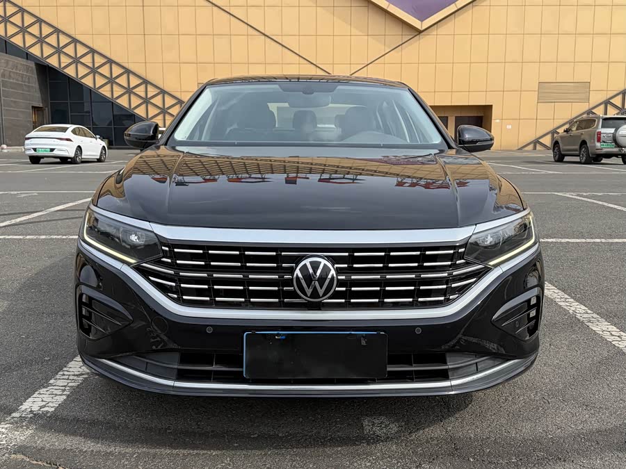 Volkswagen Passat 2022