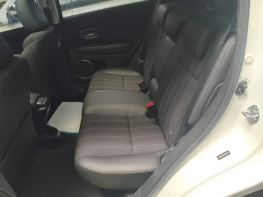 Honda Vezel 2015 — фото 17