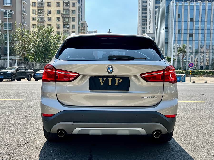 BMW X1 2019 — фото 8