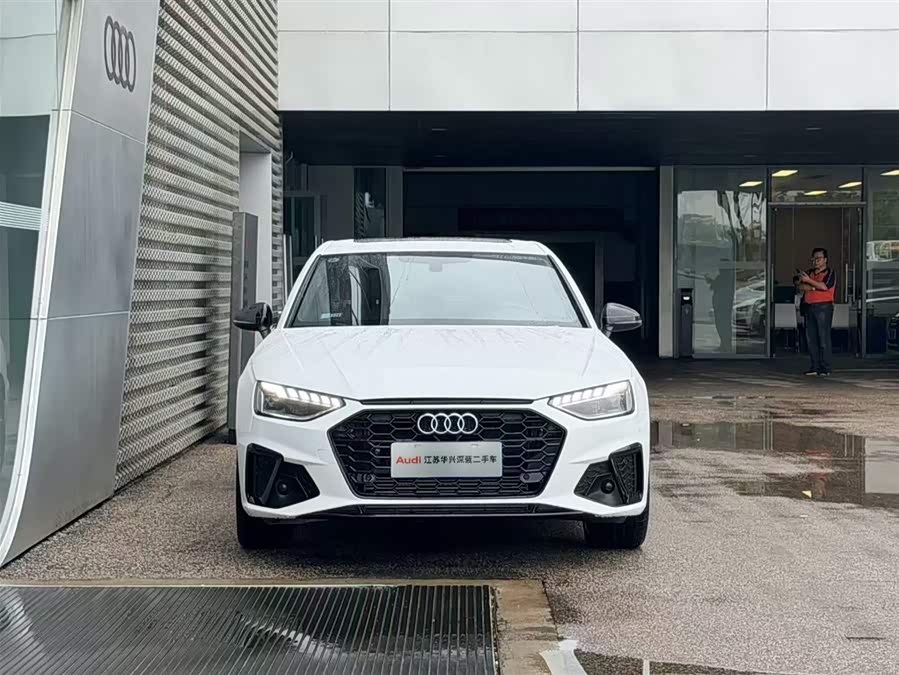 Audi A4L 2025