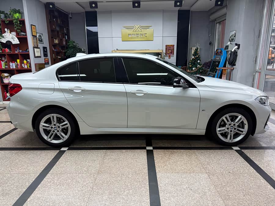 BMW 1 Series 2021